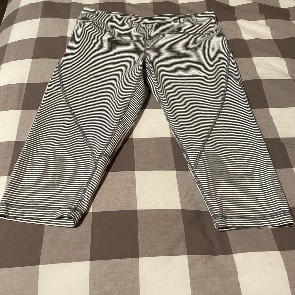 Zella Capris